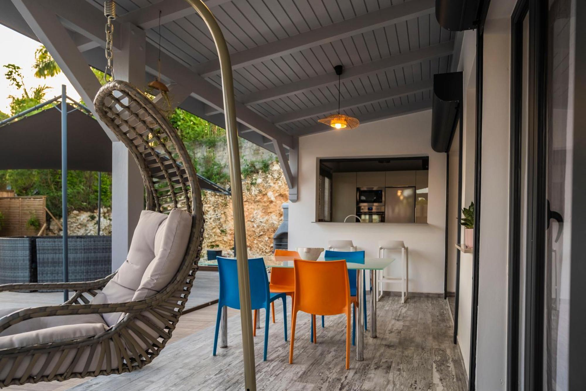 Villa Les Terrasses De Fonds Thezan Sainte-Anne  Esterno foto